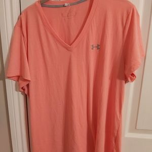 Women's Under Armour t-shirt